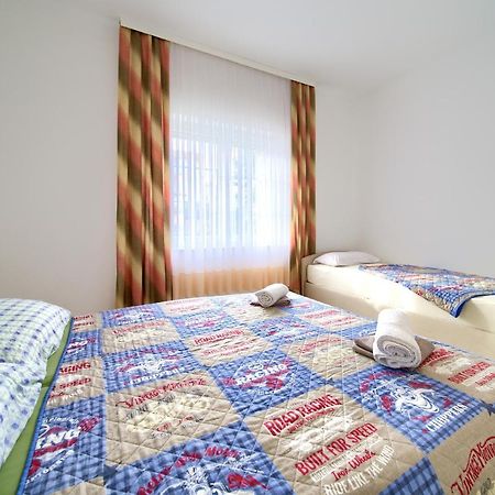 Apartmani Mara Matic มาลินสกา ภายนอก รูปภาพ