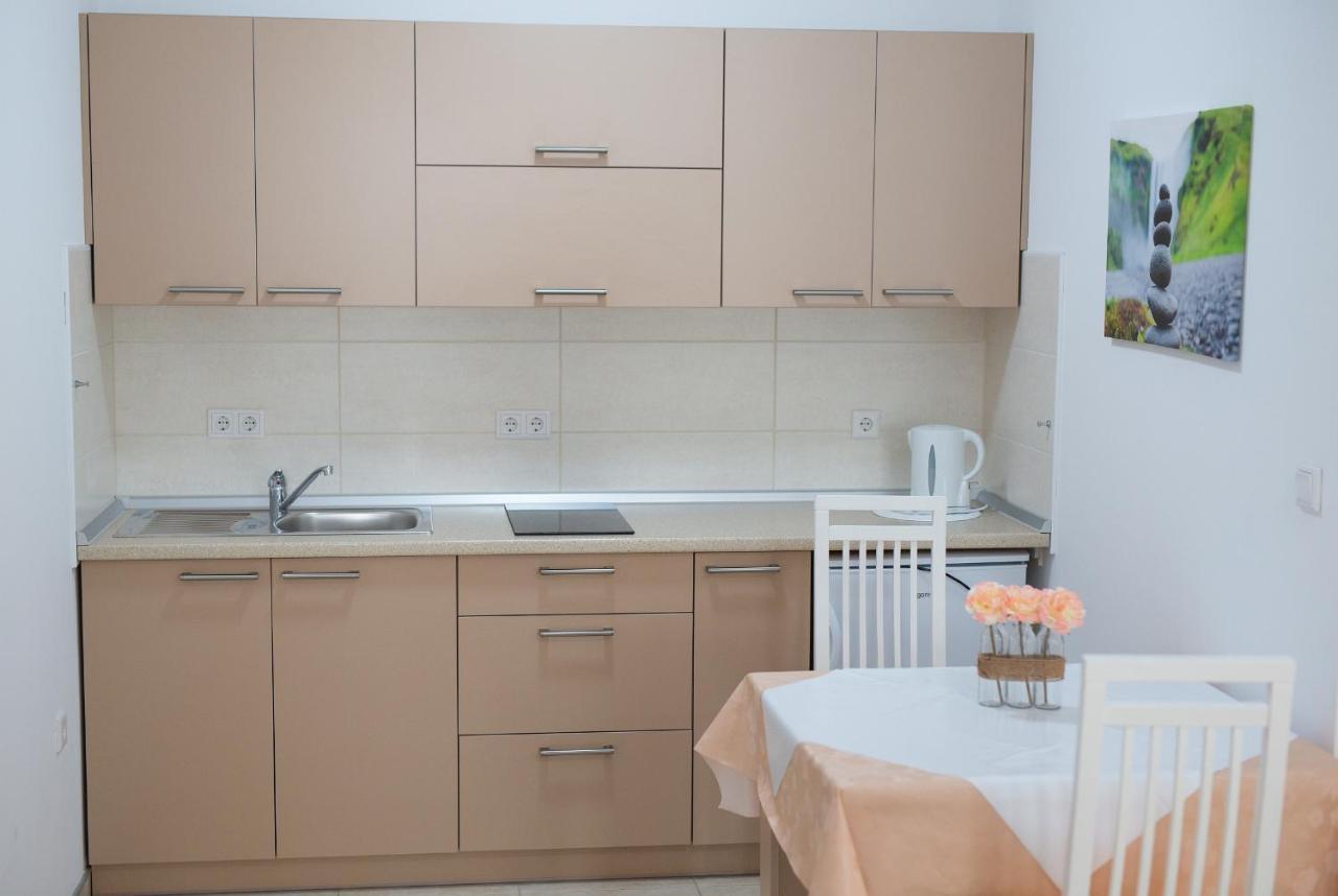Apartmani Mara Matic มาลินสกา ภายนอก รูปภาพ